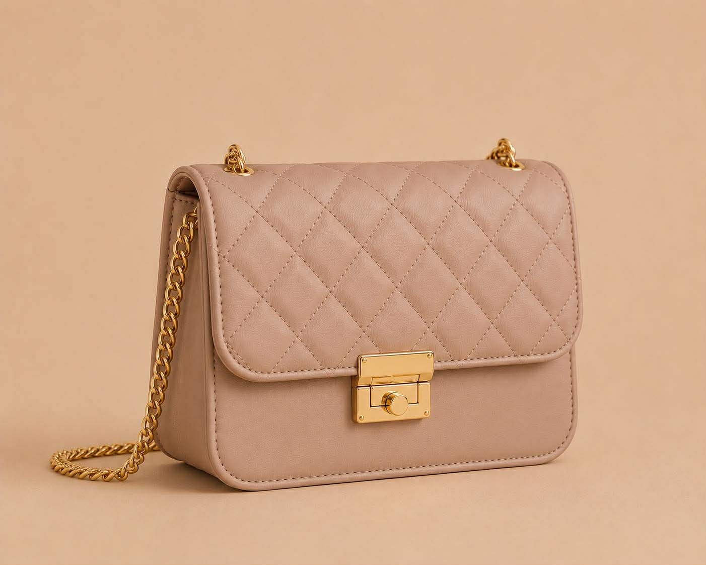 Bolso de Mano con Cadena