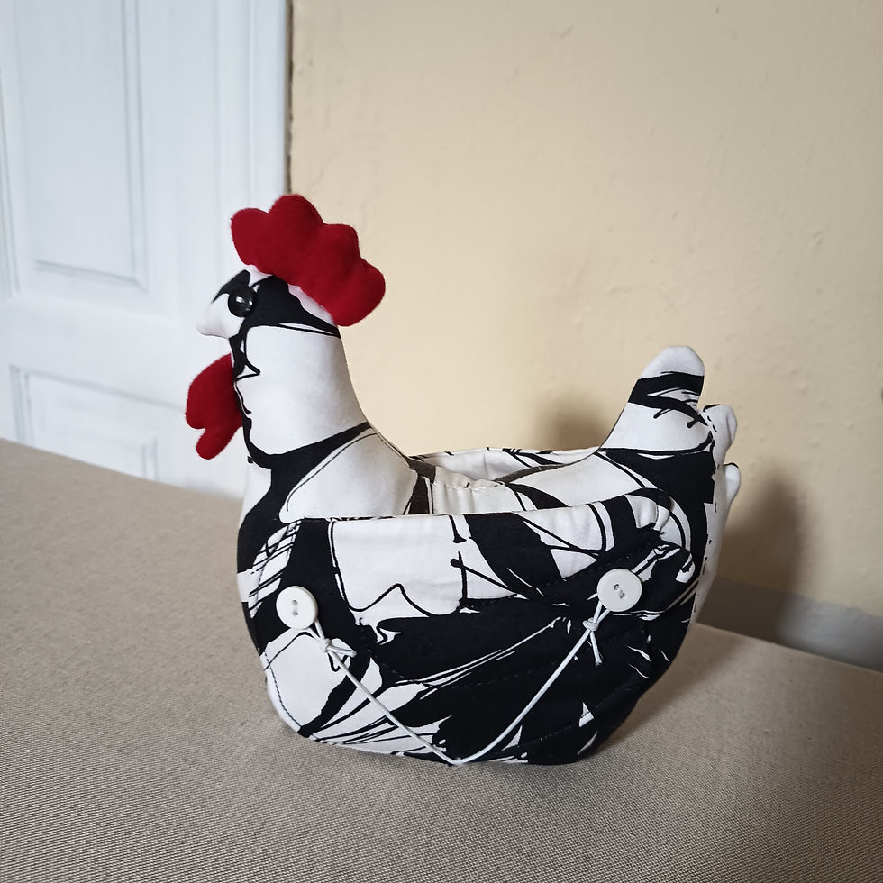Miniatura: Costurero gallina 