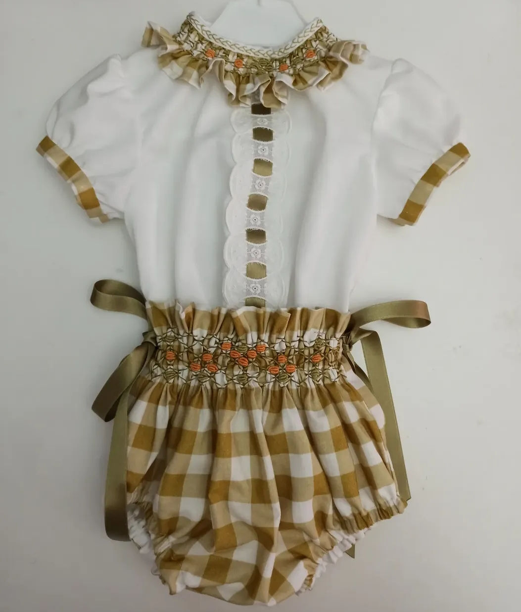 Blusa y braga con frunces smock 