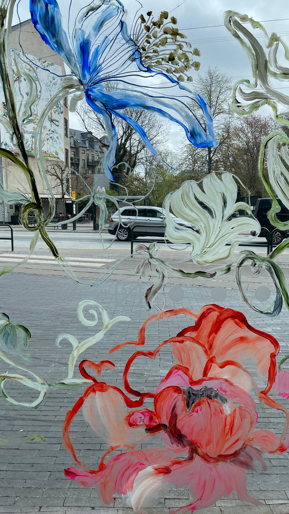 75305EB0-9570-4C26-B0B5-3967D0627BAD_1_201_a