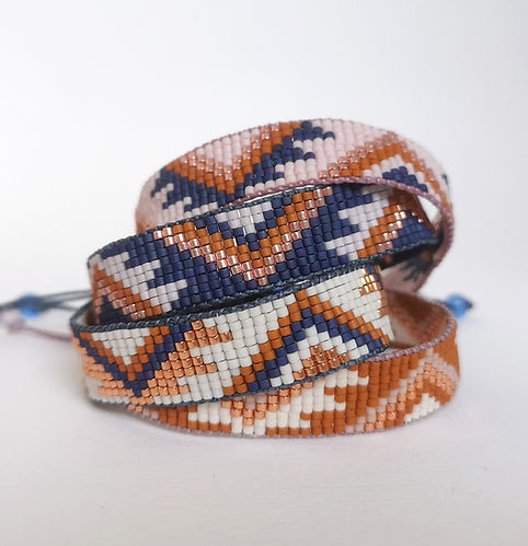 AllYellow_103_B_Amer All 01.jpg