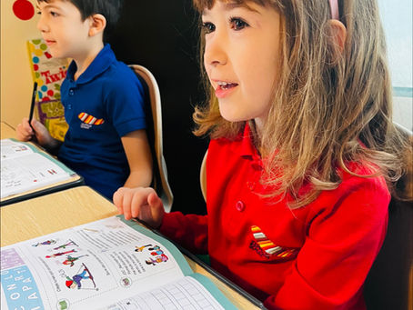 ⭐️ Înscrieri clasa pregătitoare intensiv engleză 2025-2026