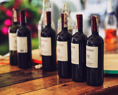 Flaschen Wein