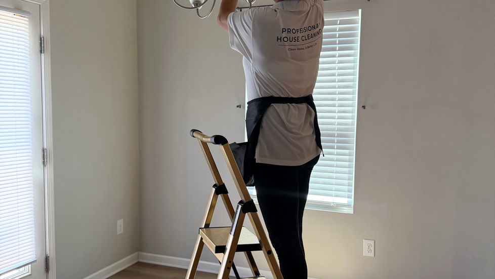 Move-out house cleaning in Lake Norman NC by Cleaniture
