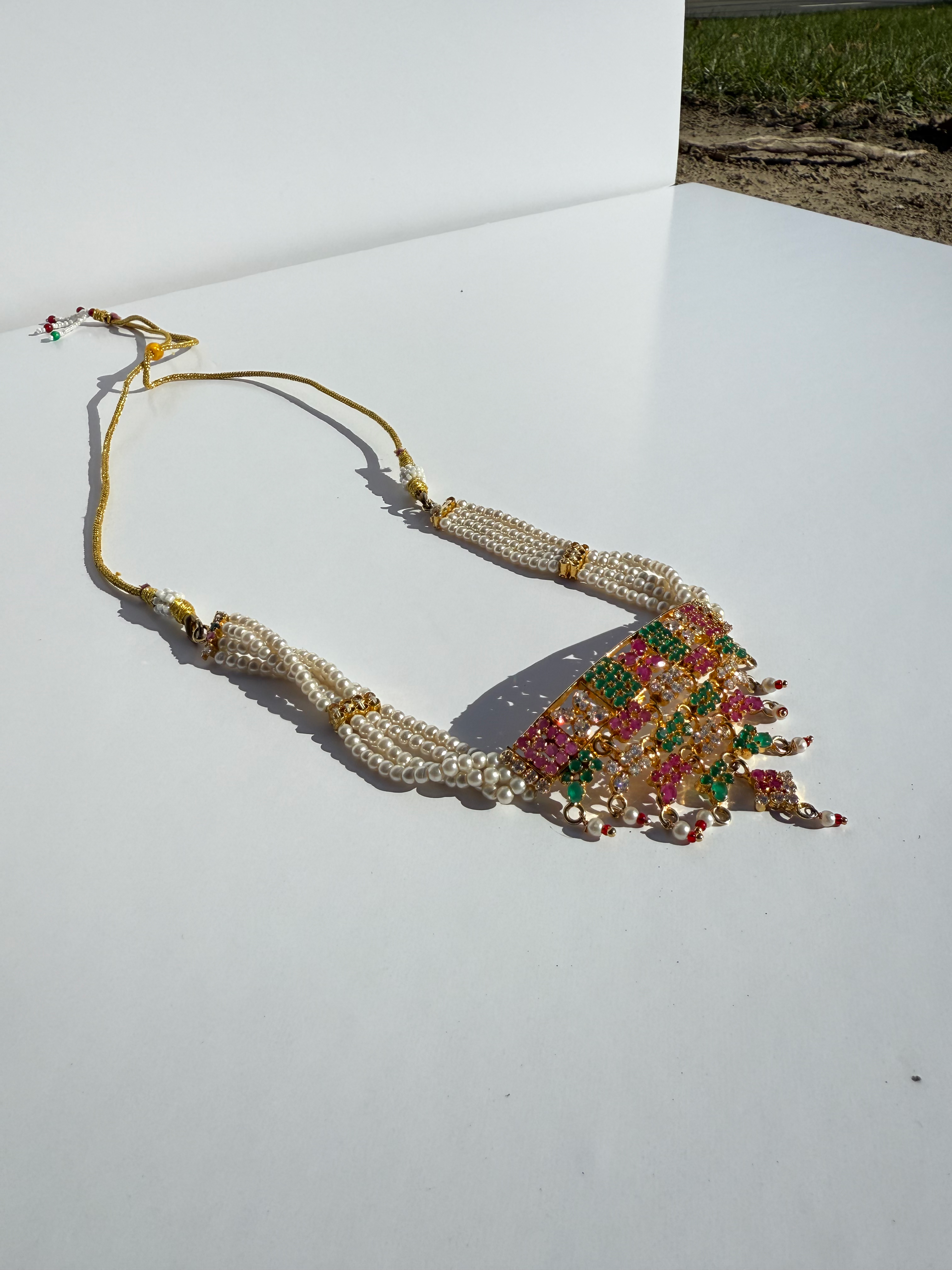 Royal Motif Multicolour Pearl Necklace