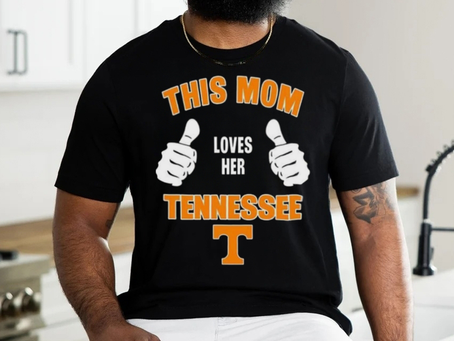 This Mom Loves Her Tennessee Volunteers Mothers Day T shirt