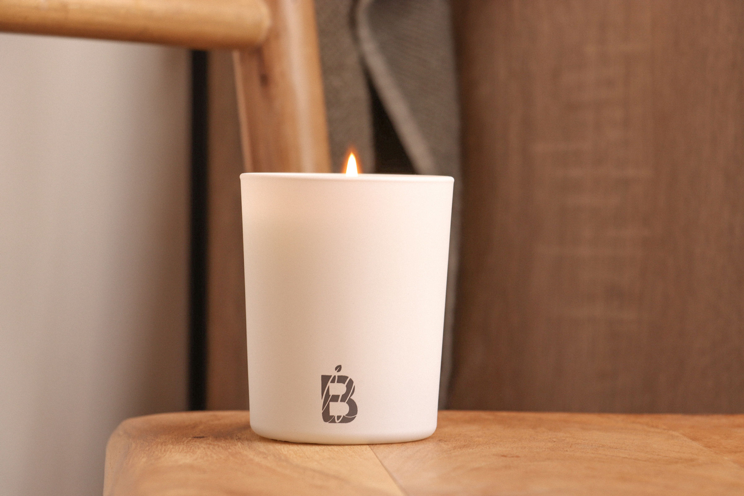 Bougie parfumée au bois noir