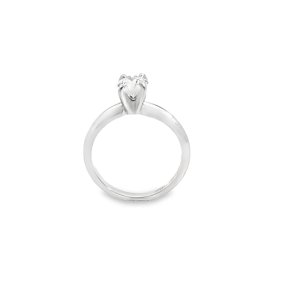 Thumbnail: Round Brilliant Cut Diamond Engagement Ring