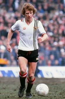Miniatura: MAN UNITED '75'  RETRO GOLF POLO SHIRT 