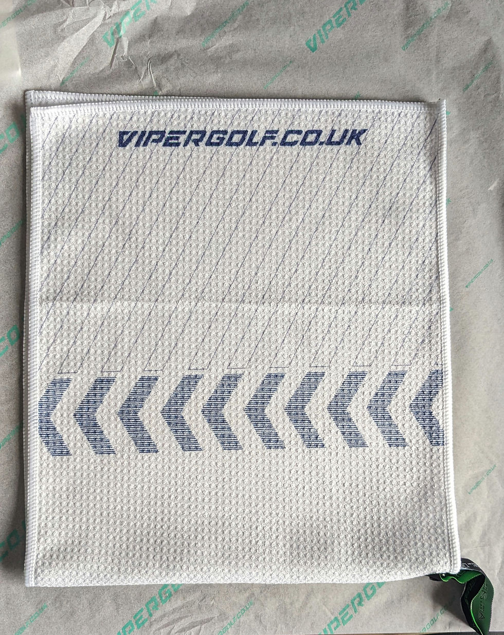 Thumbnail: SPURS '85' RETRO GOLF TOWEL & FREE BALL.MARKER  70cm x 30cm 