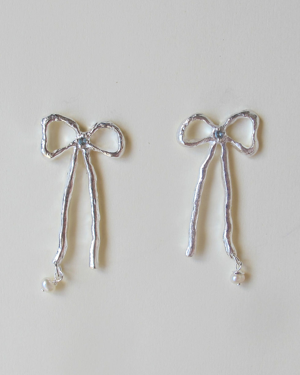 Thumbnail: Pierced Bow Studs
