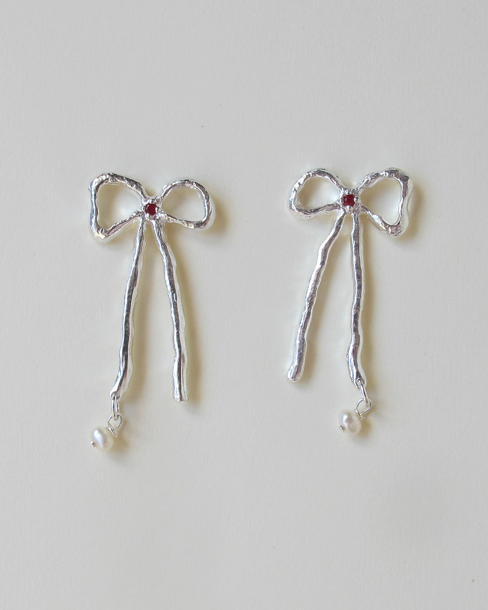 Thumbnail: Pierced Bow Studs