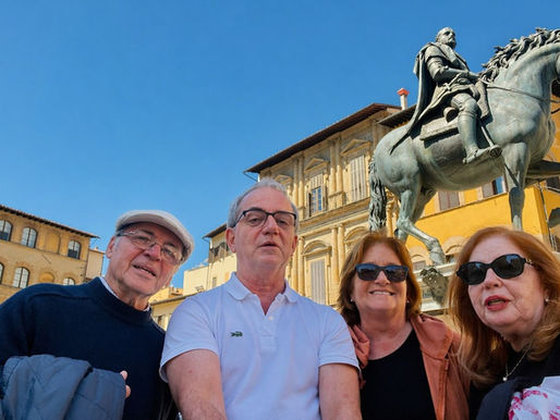 Irredentos sueltos en Florencia. Viajar en familia, una tendencia que crece.