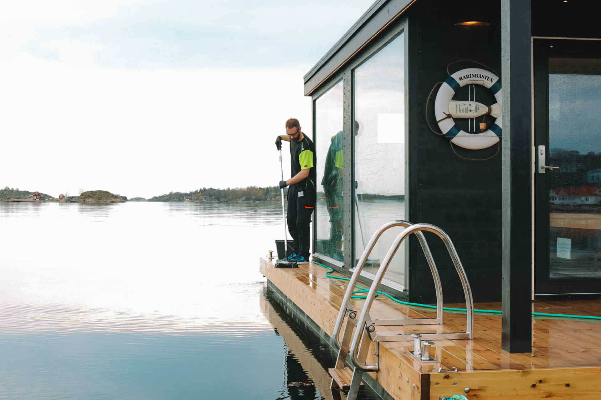 Fasadevask 24 AS — Larvik