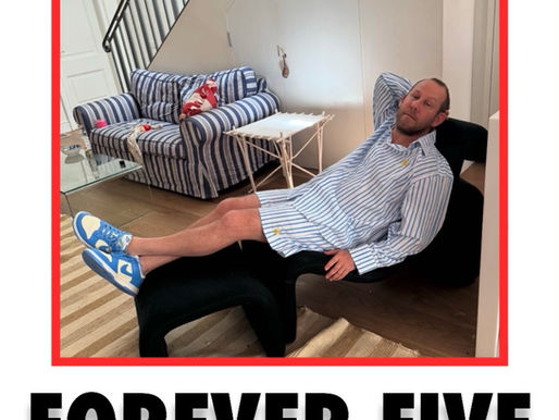 Ben Lee lounging in his PJs