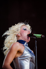 Amyl & The Sniffers live in Brisbane at Suncorp Stadium