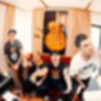 NEW FOUND GLORY LISTEN UP! PROMO SHOT
