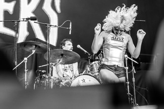 Amyl & The Sniffers live in Brisbane at Suncorp Stadium