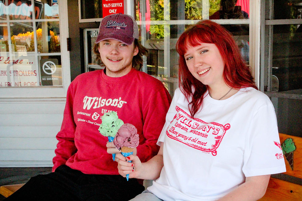 Thumbnail: Youth Red Vintage Sweatshirt