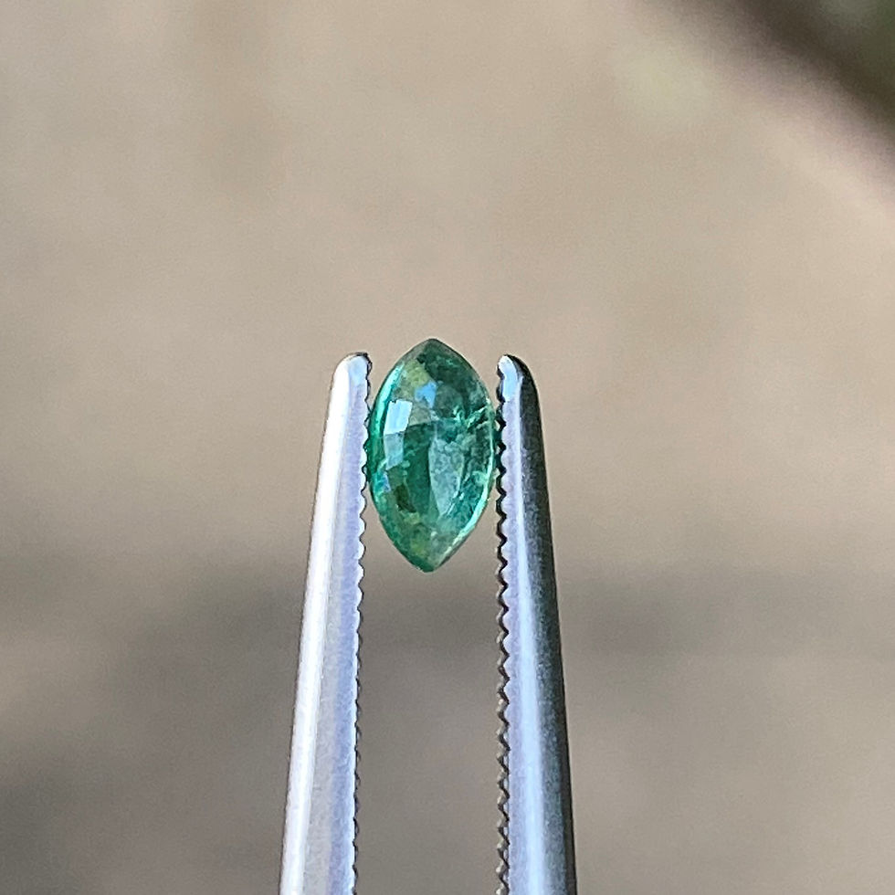 Thumbnail: Emerald 0.21Ct Marquise