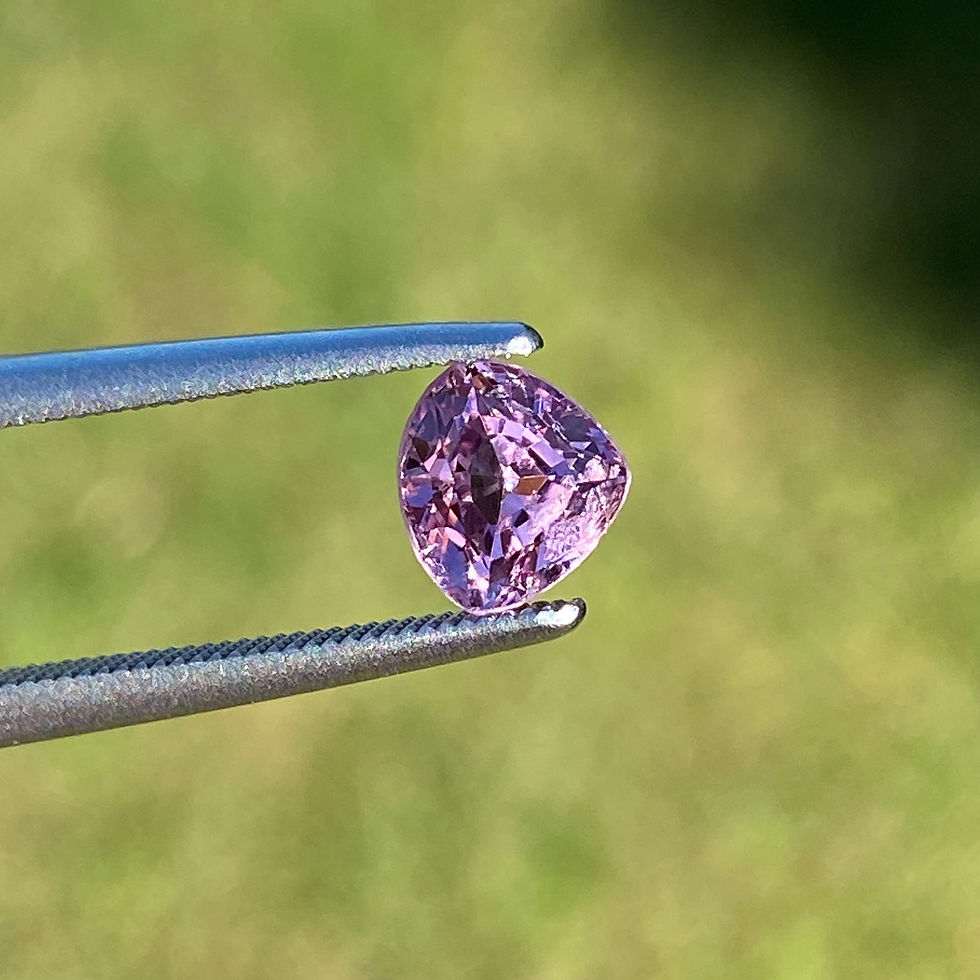 Thumbnail: Purplish Pink Spinel 1.22ct Trillion