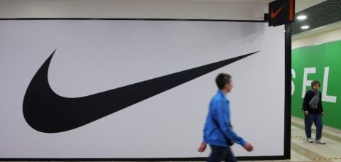 Nike abandona definitivamente o mercado russo e não reabrirá suas lojas