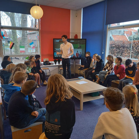 Leuke groep scholieren in Zeeland 