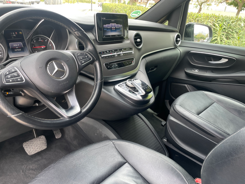 Transfer ibiza, traslados ibiza. Transfer service Ibiza. Ibiza airport transfer. Transporte privado ibiza. Private shuttle ibiza. Transfer vip ibiza. Shuttle service ibiza. Taxi aeropuerto Ibiza. Luxury transfers ibiza. Transporte ejecutivo Ibiza. Uber Ibiza. Cabify ibiza. Luxury cars. Concierge ibiza. Chaffeur ibiza