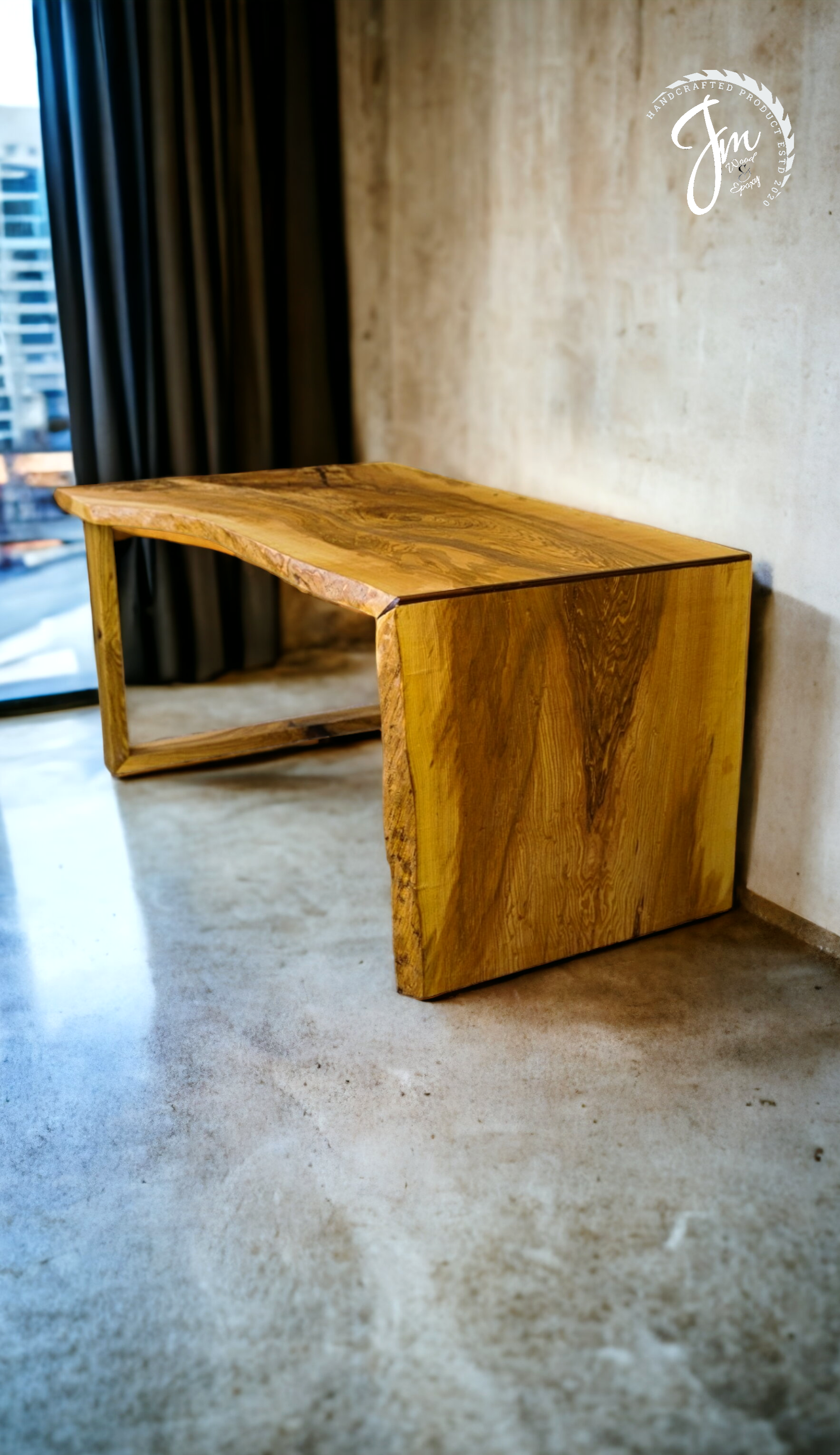 Ash wood table