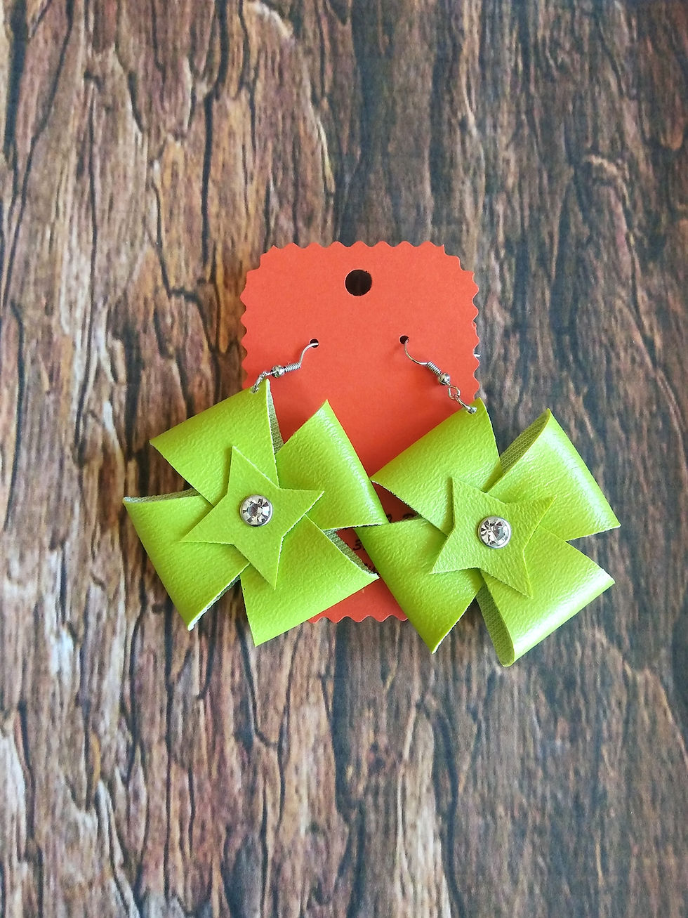 Thumbnail: Monotone Earrings by O. Dori
