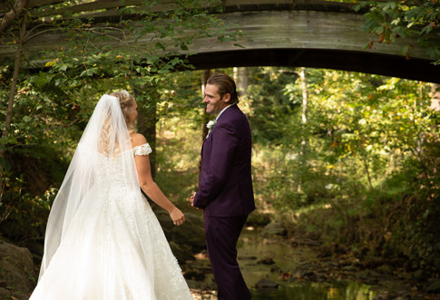 groom reacting to seeing the bride
