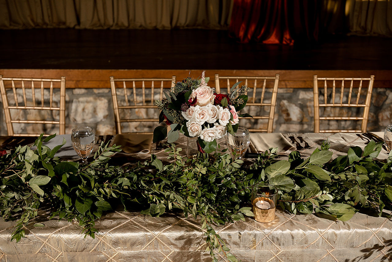 sweetheart table 