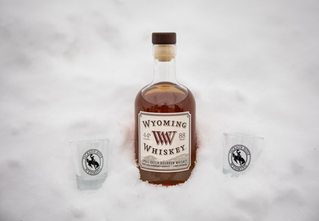 wyoming whiskey and shot glasses 