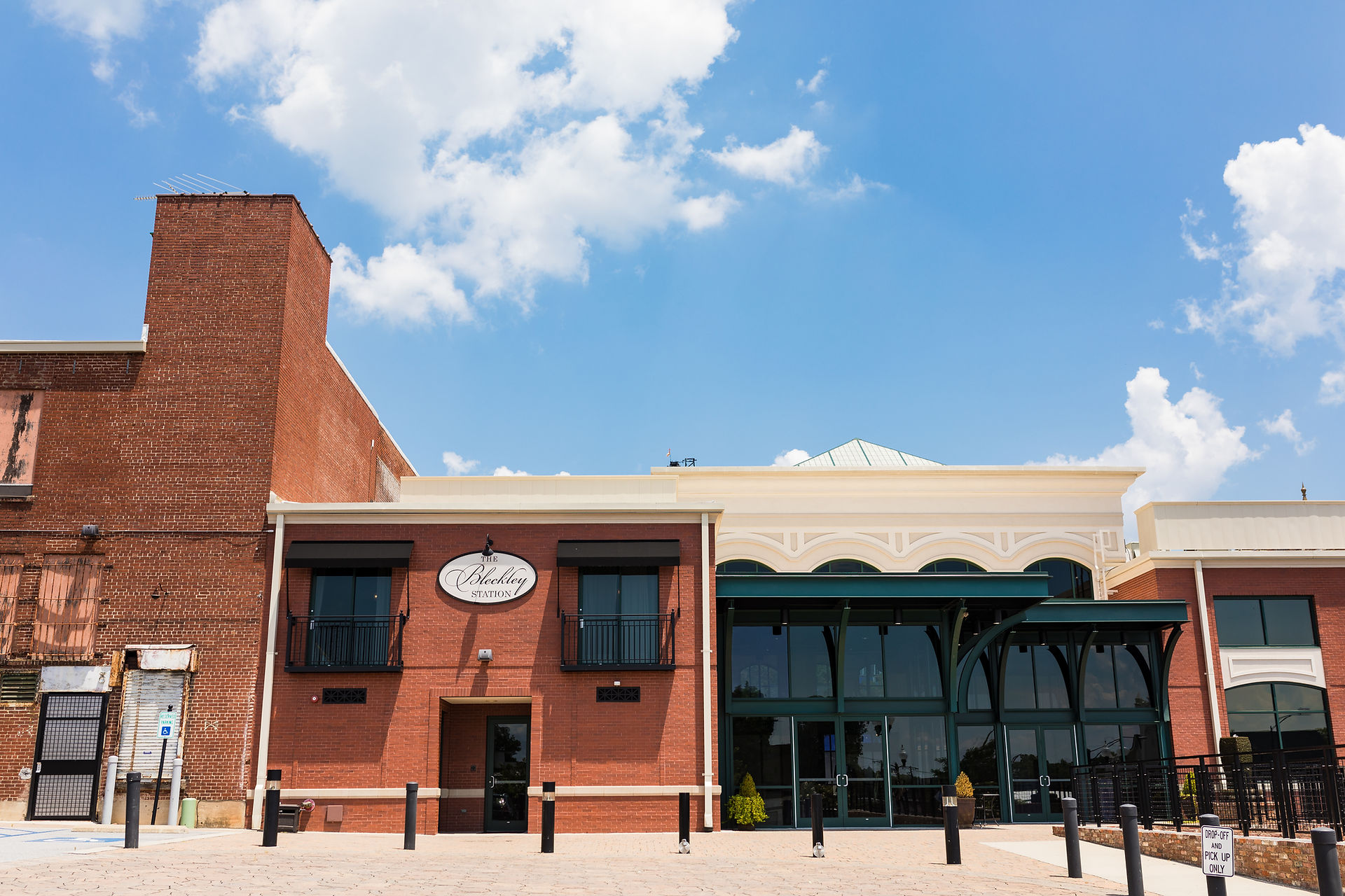 outside perspective of bleckley station wedding venue 