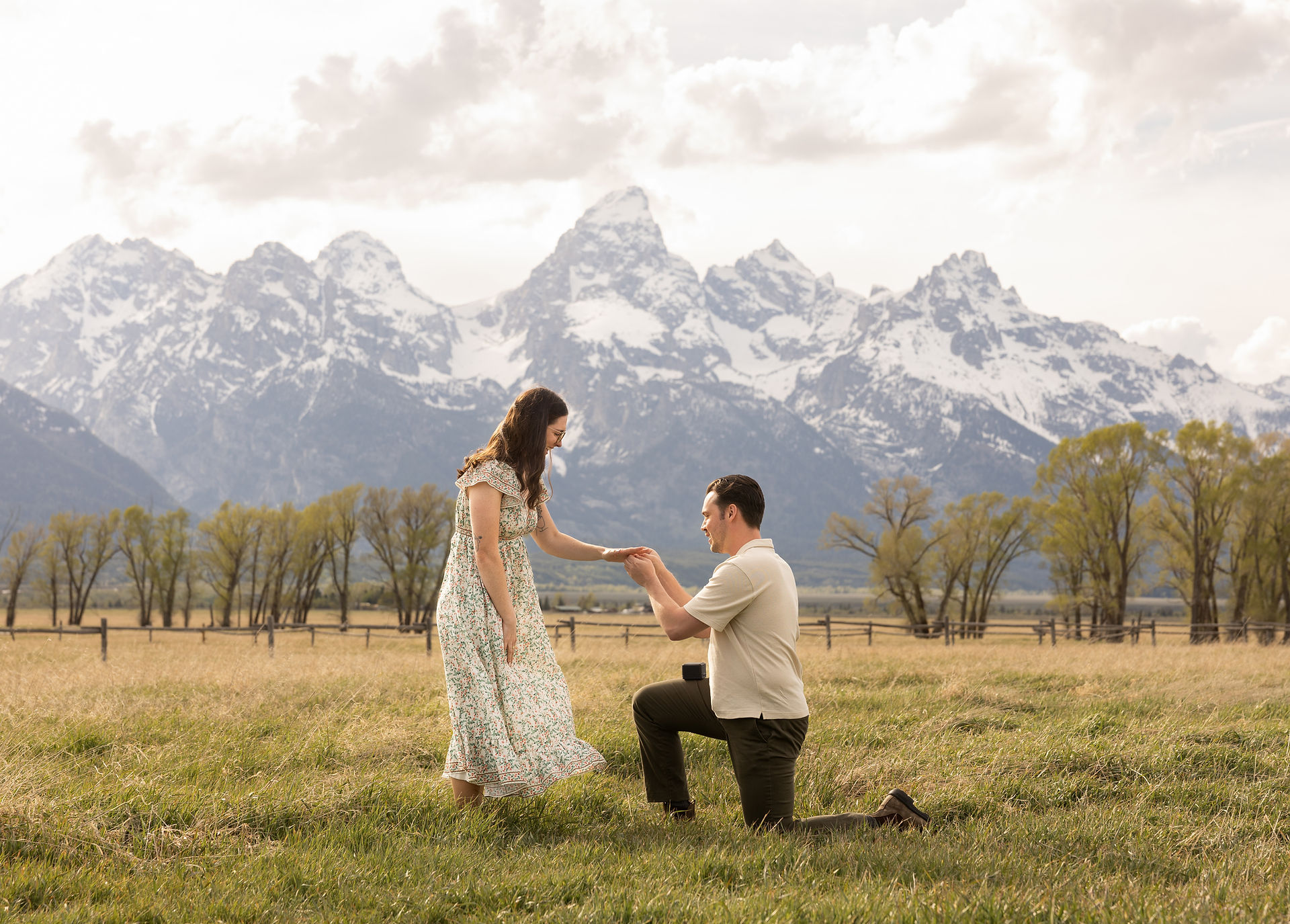 man proposing to his girlfriend at mormon row 