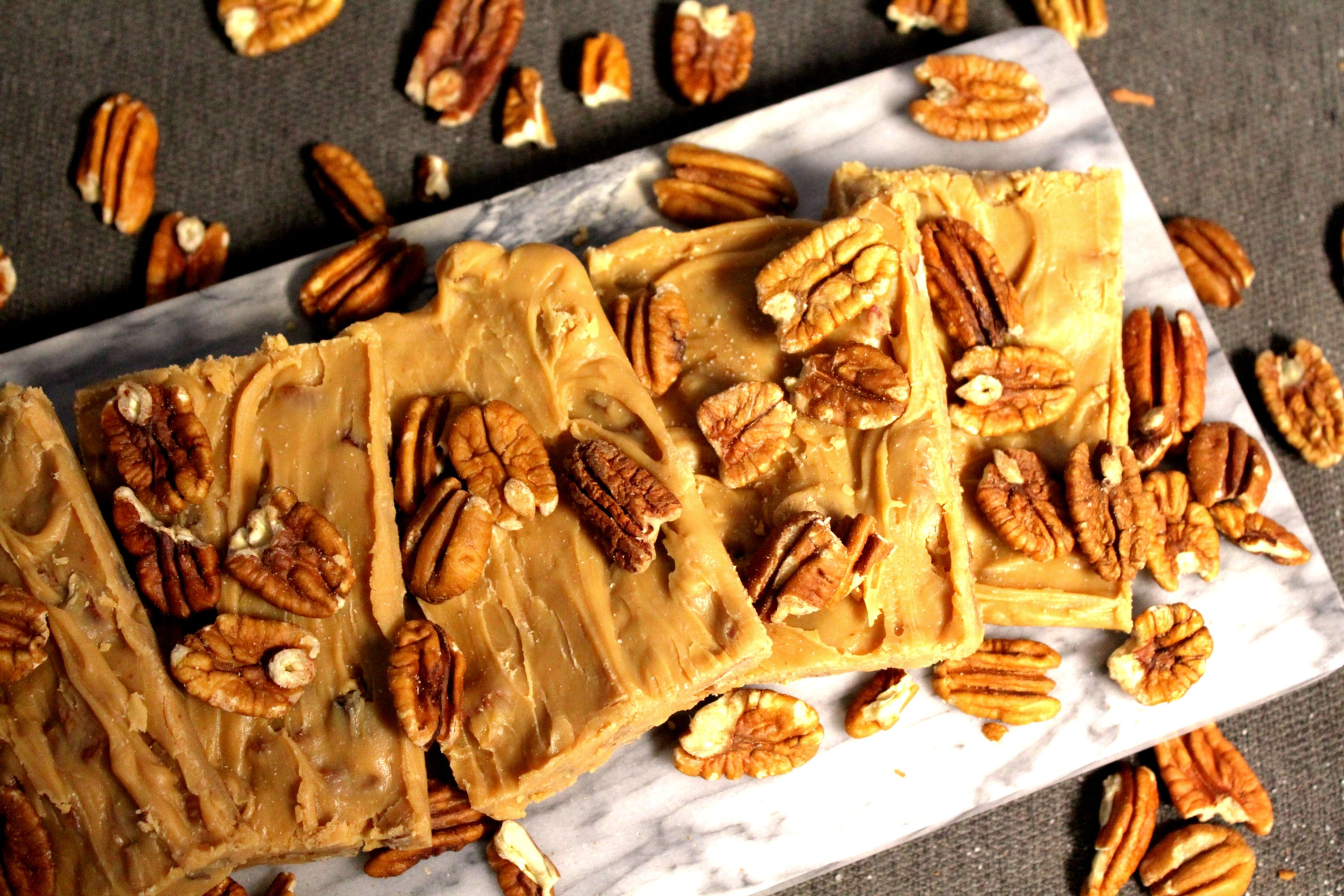 Avis Finest Traditional Pecan Candy