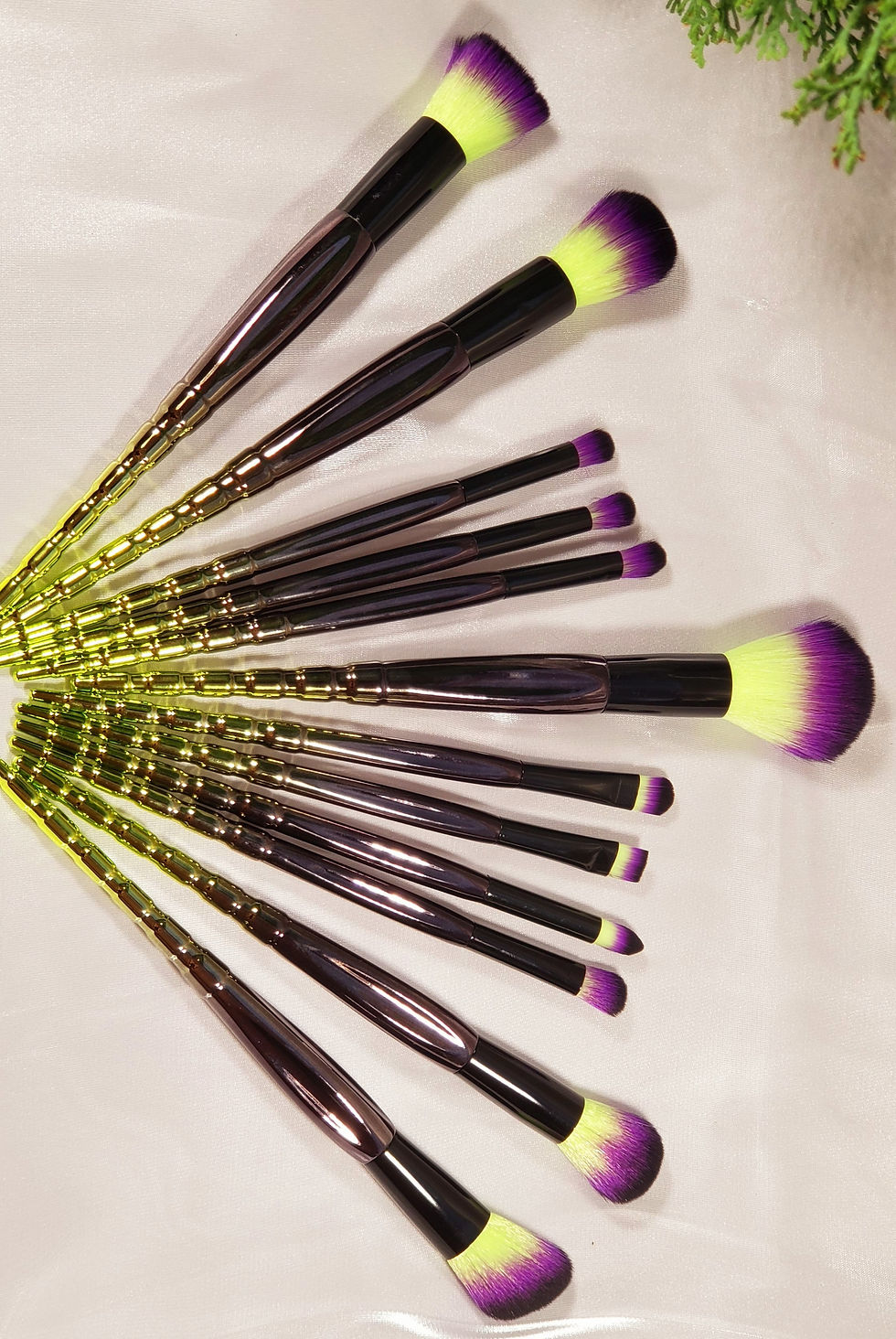 Thumbnail: Yellow - Natural Hair Makeup Brush 12 Pcs Set
