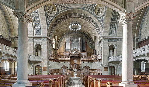 kirche enge innen.jpg