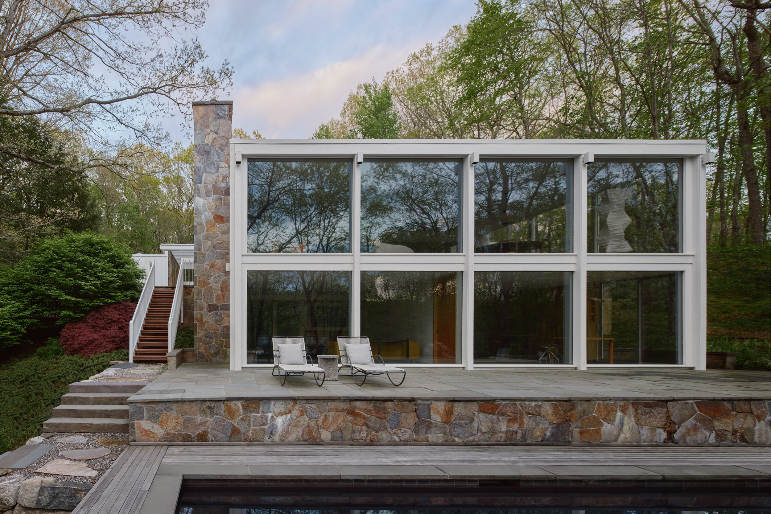 CONNECTICUT MODERN | Emily Lindberg