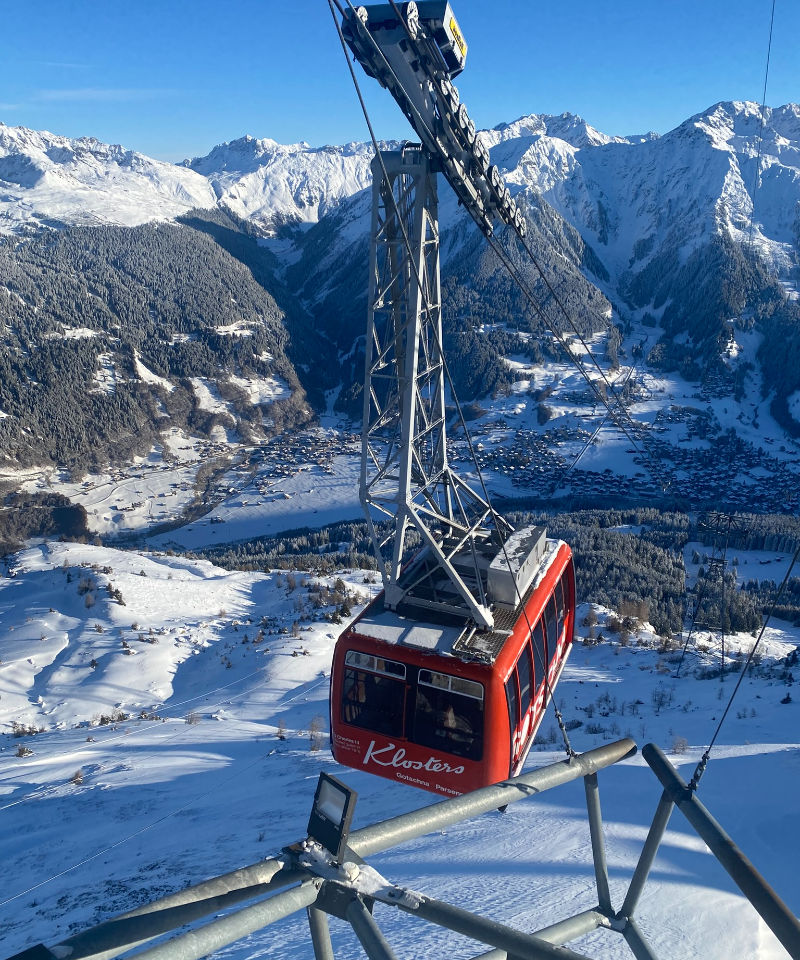 ski lesson at the Gotschna