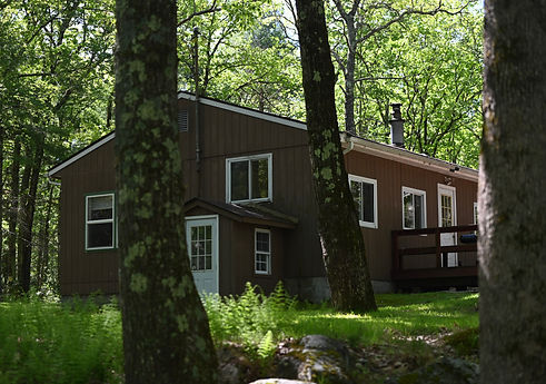 Lakeside Cabin (11).jpg