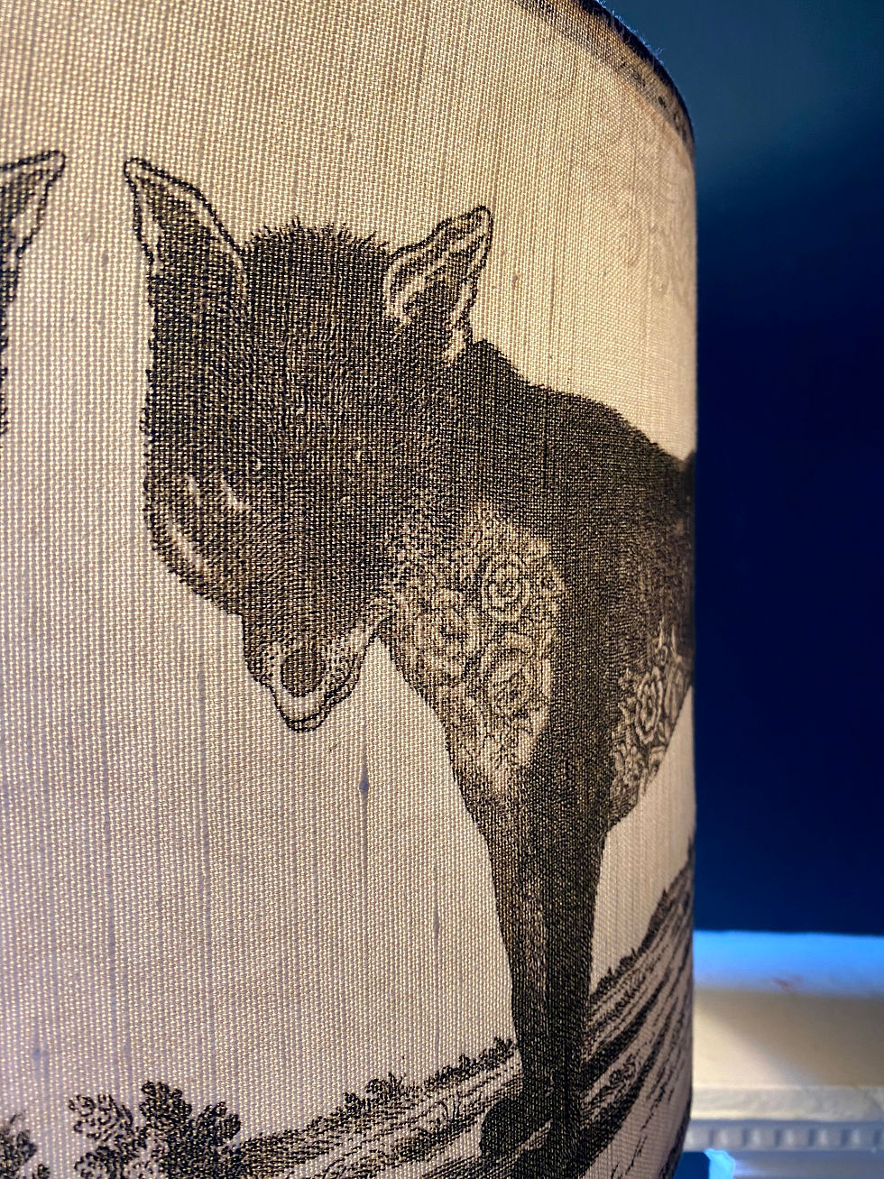 Thumbnail: Wolf Lampshade