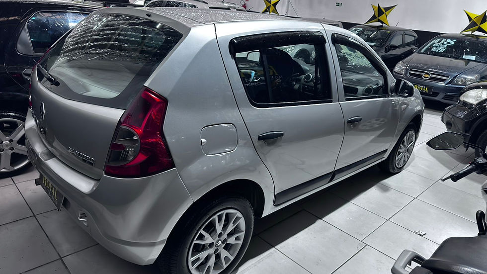 Miniatura: Renault Sandero 2011