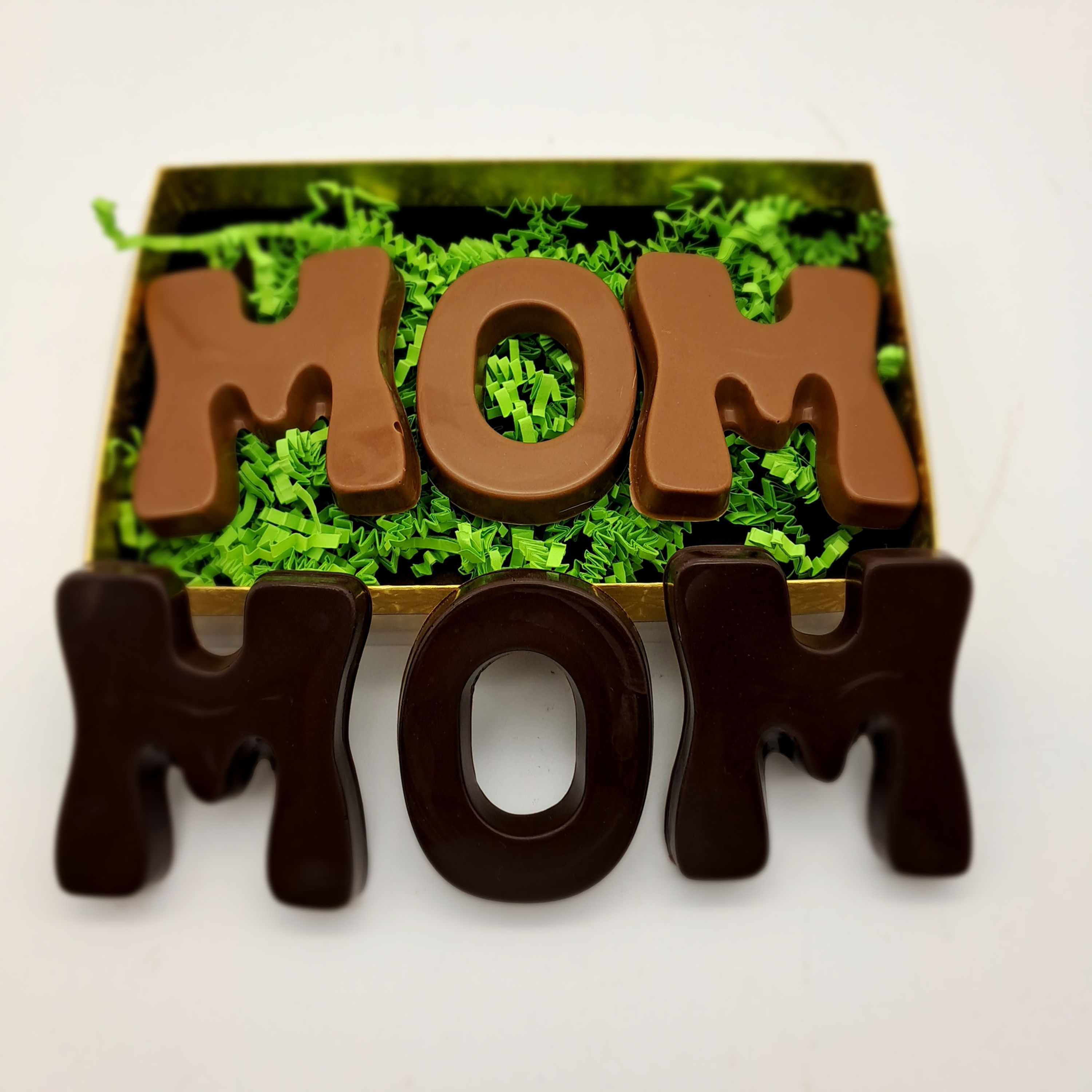 "MOM" Chocolate Gift Set