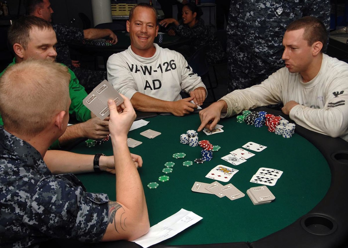Poker Tournament Tuesday @ Enigma (Laureles)