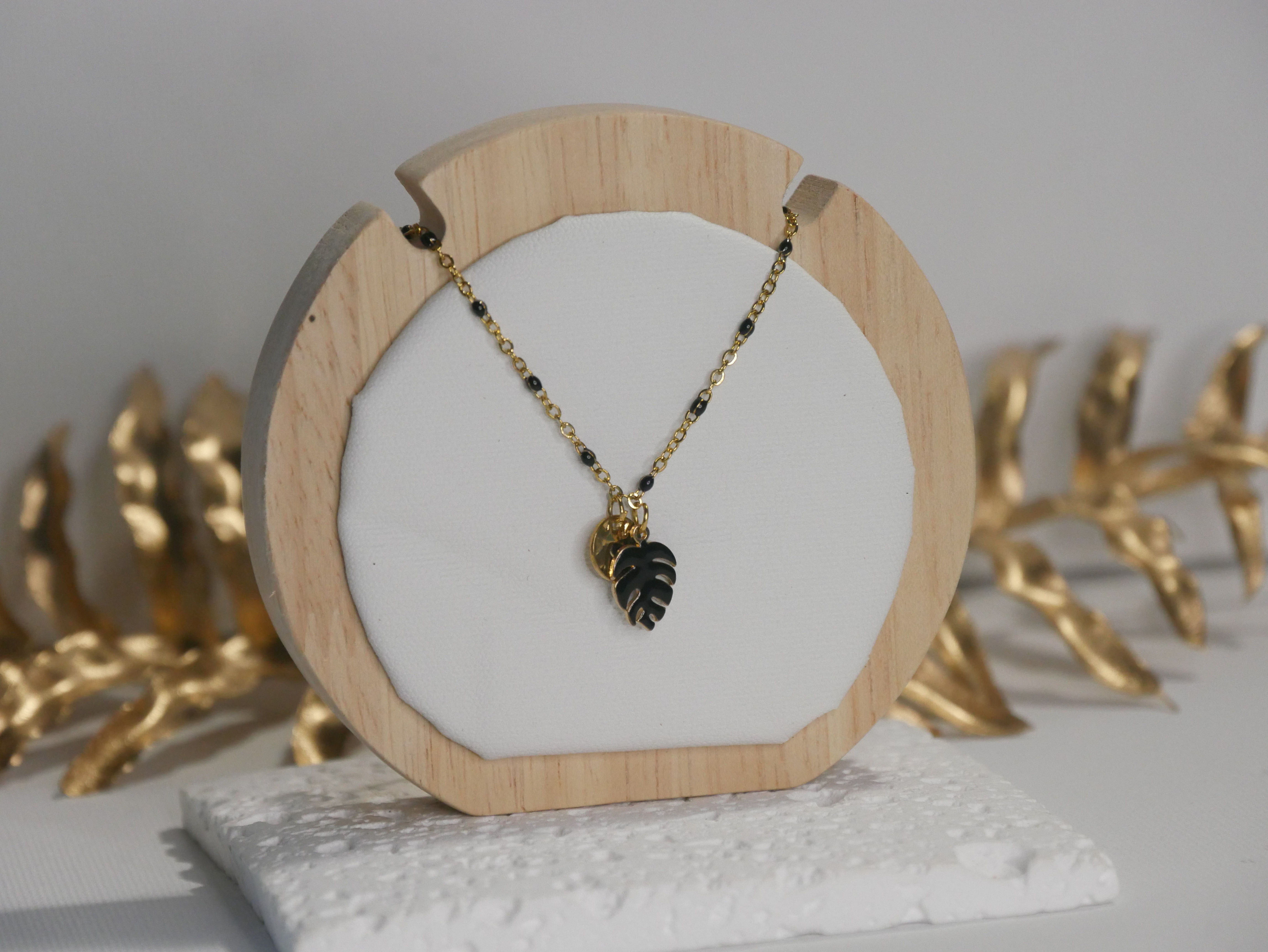Collier California noir palmier