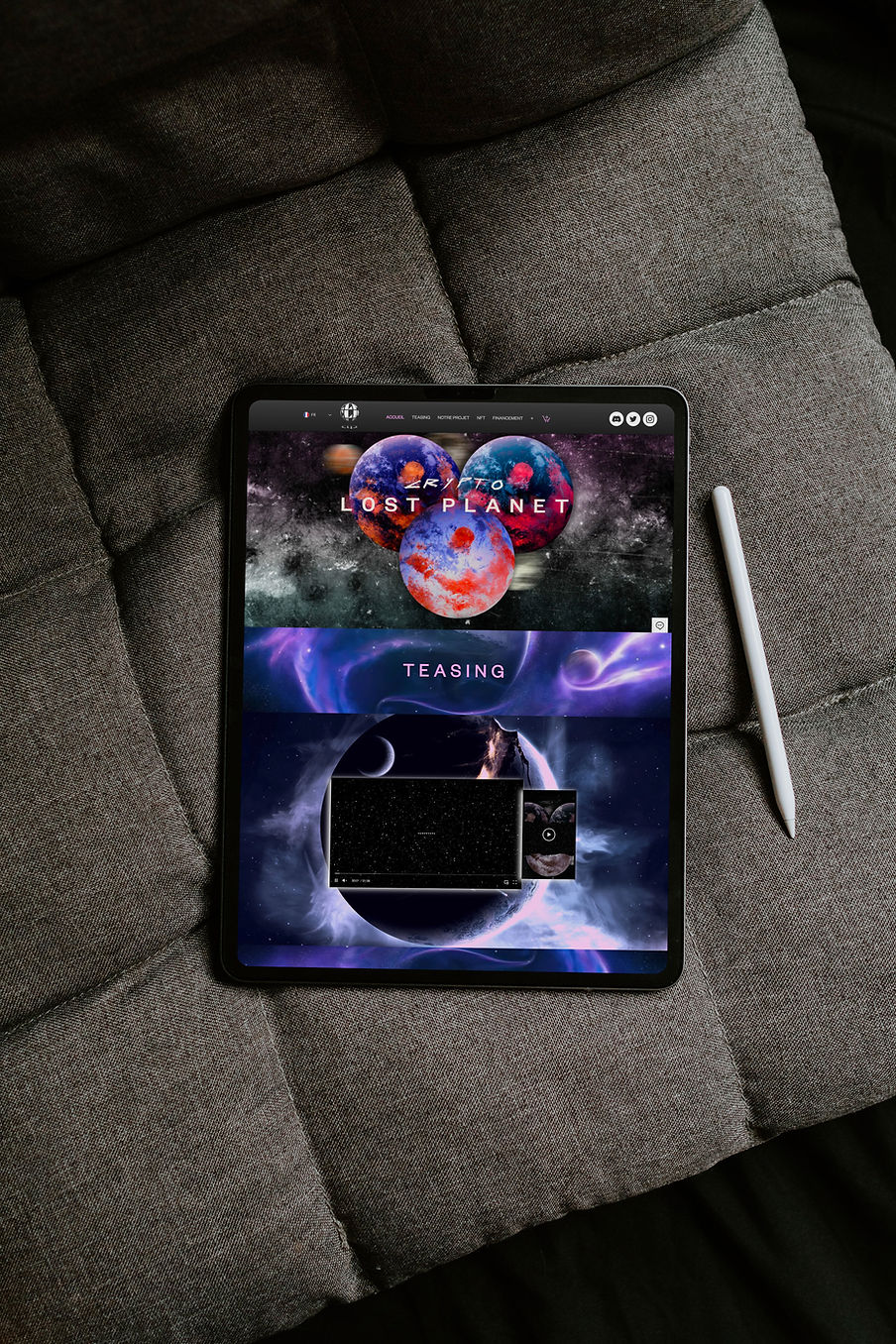 Mockup crypto lost planet
