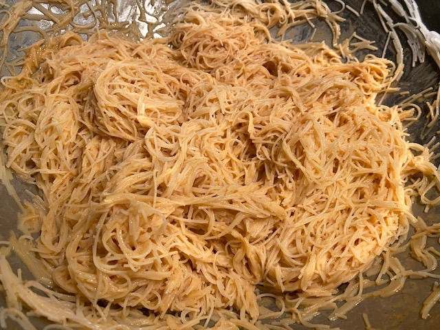 Noodles in peanut sauce