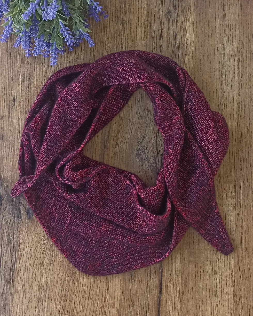 Thumbnail: Triangular scarf Small