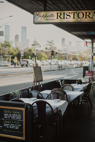 Italian restaurant in East Melbourne with outdoor dining area near the MCG and Melbourne city streets